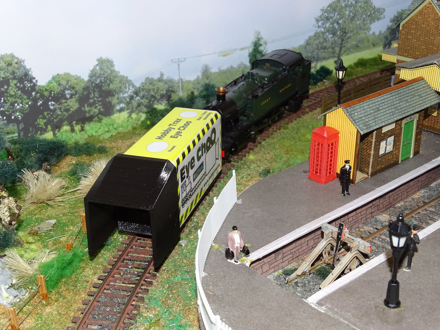 Eye Choo Camera Car for HO and Larger Scales